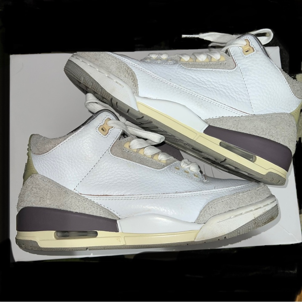 Air Jordan 3 A Ma Maniere Size 9 Womens, 7.5 US Mens